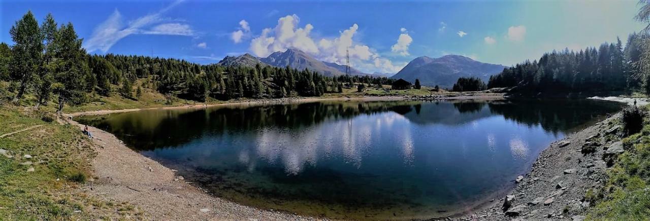 Monno Rifugio Al Lago Del Mortirolo In Inverno Raggiungibile Solo A Piedi מראה חיצוני תמונה